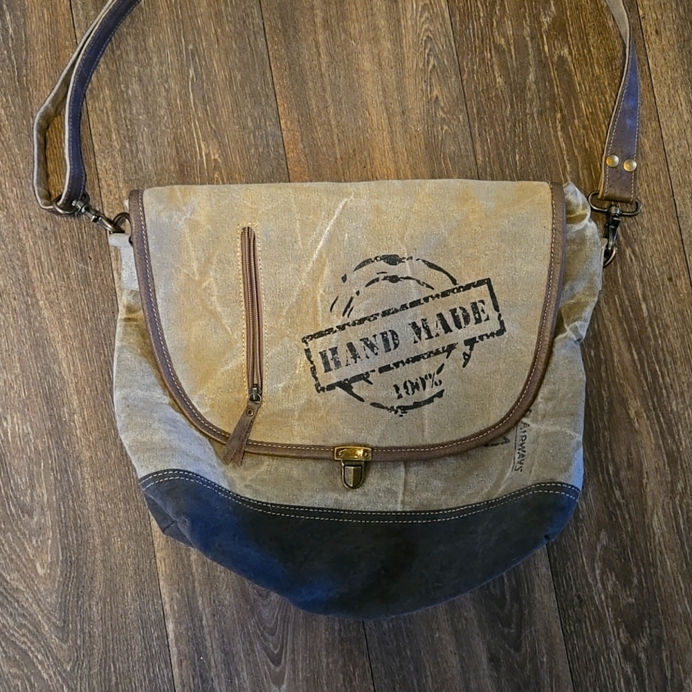 Myra Bag